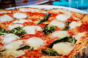Rozerin Restaurang & Pizzeria Handelsbolag